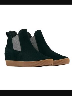 Sorel Out N About Slip-On Wedge In Black/Gum Size 8